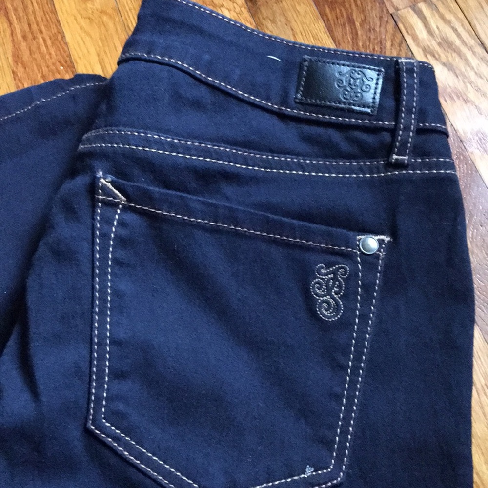 Jessica Simpson KISS Me Jegging 29